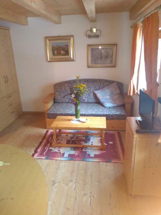 كنازاي Cianbolpin Guesthouse المظهر الخارجي الصورة